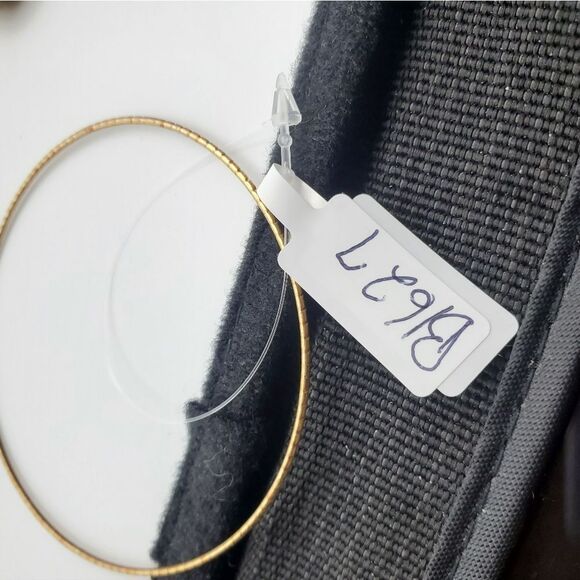 Estate glow bangle B1627 - Picture 4 of 4